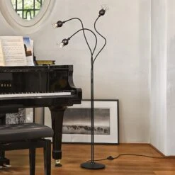 Serien.lighting Poppy - Designer-Stehleuchte