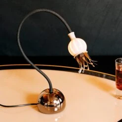 Serien.lighting Poppy Table, Schwarz/keramik